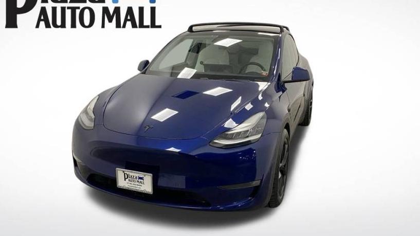 TESLA MODEL Y 2021 5YJYGDEF5MF076257 image